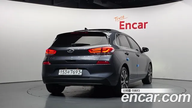 Hyundai i30 2019 thumb 2