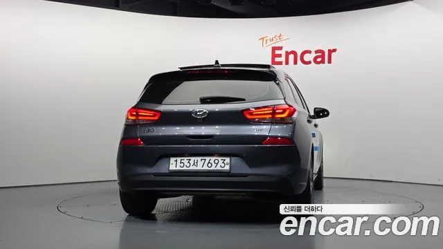 Hyundai i30 2019 thumb 4