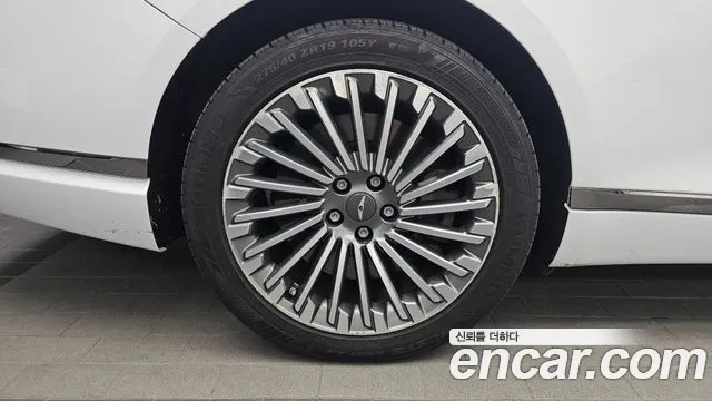 Genesis G80 2022 thumb 5
