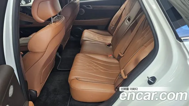 Genesis G80 2022 thumb 12