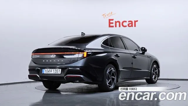 Hyundai Sonata 2025 thumb 2