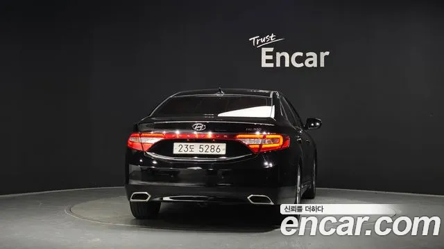 Hyundai Grandeur 2015 thumb 3