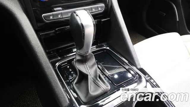 Renault-KoreaSamsung Megane 2016 thumb 8