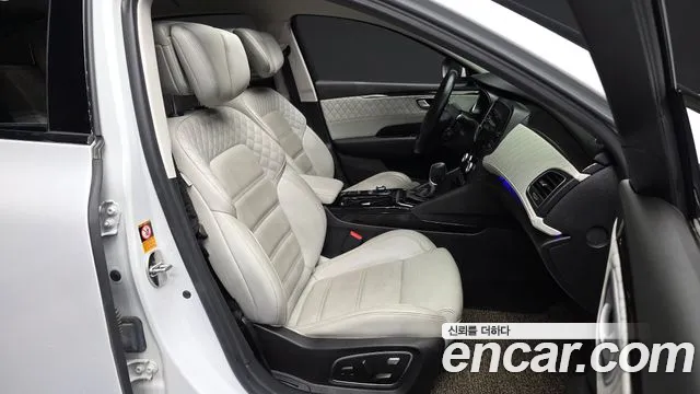 Renault-KoreaSamsung Megane 2016 thumb 10
