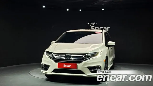 Honda Odyssey 2018 thumb 2