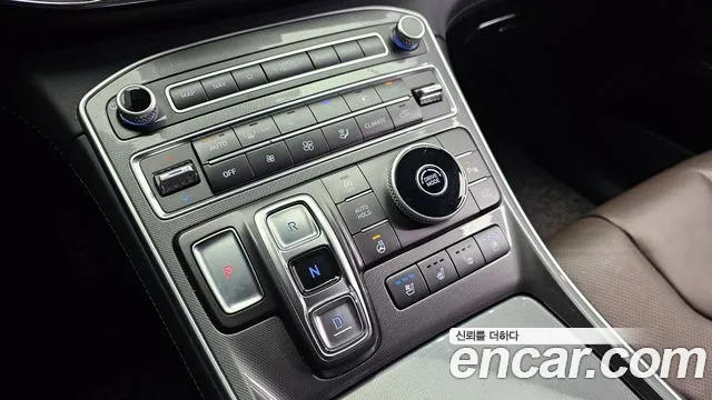 Hyundai Santa Fe 2020 thumb 9