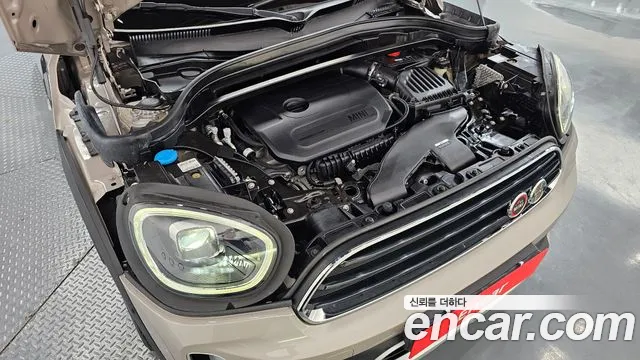 MINI Countryman 2022 thumb 6