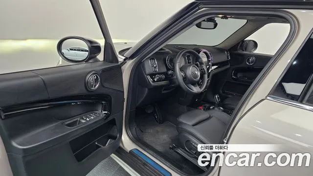 MINI Countryman 2022 thumb 10
