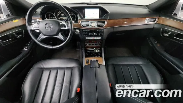 Mercedes-Benz E-Класс 2014 thumb 7