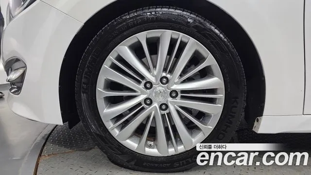 Hyundai Aslan 2015 thumb 5