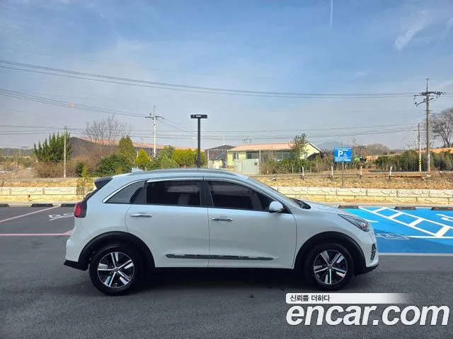 Kia Niro 2020 thumb 4