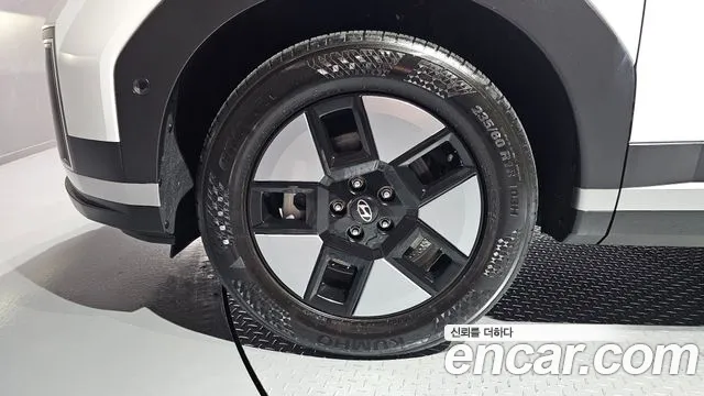 Hyundai Santa Fe 2025 thumb 5