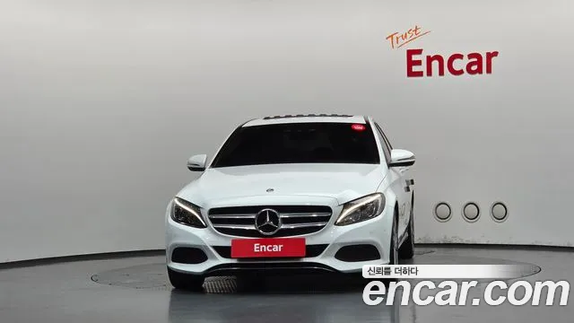 Mercedes-Benz C-Класс 2018 thumb 3