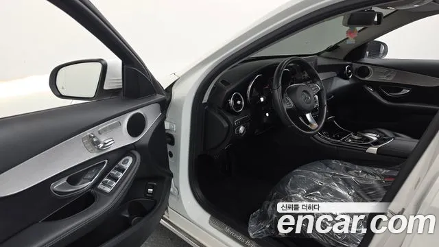 Mercedes-Benz C-Класс 2018 thumb 10
