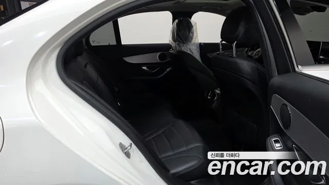 Mercedes-Benz C-Класс 2018 thumb 11