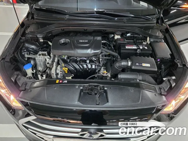 Hyundai Avante 2016 thumb 6