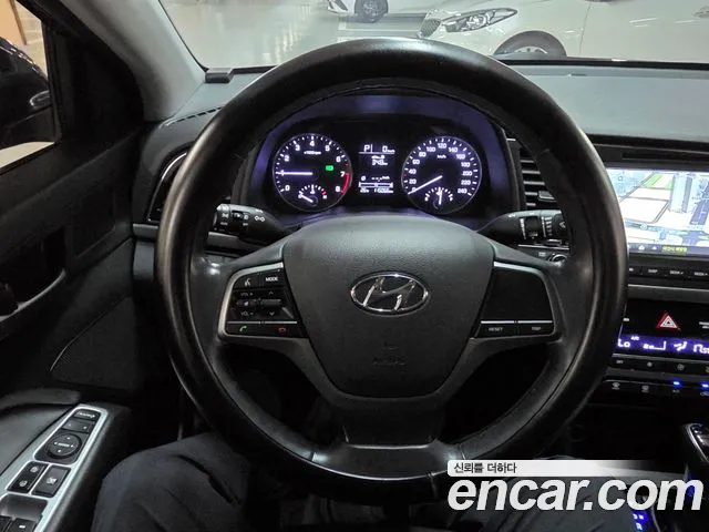 Hyundai Avante 2016 thumb 7