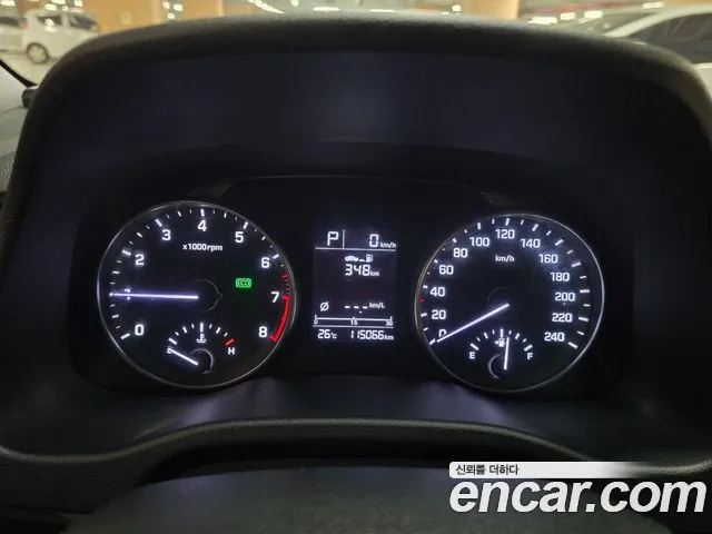 Hyundai Avante 2016 thumb 8