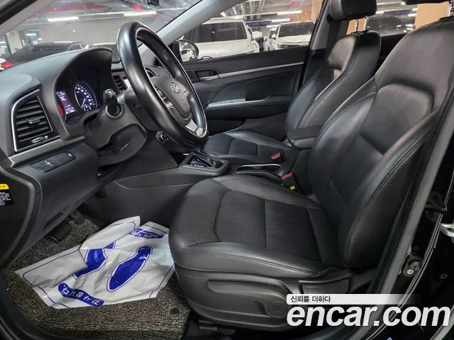 Hyundai Avante 2016 thumb 10