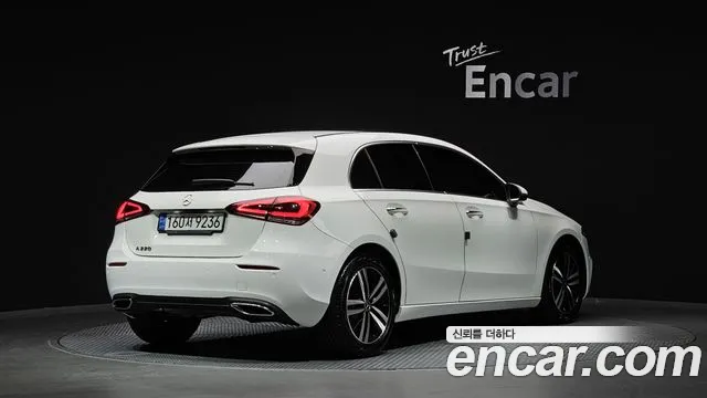 Mercedes-Benz A-Класс 2022 thumb 2