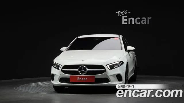 Mercedes-Benz A-Класс 2022 thumb 3