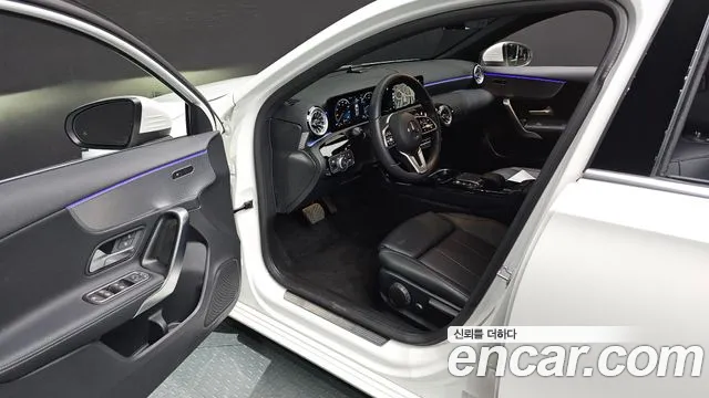 Mercedes-Benz A-Класс 2022 thumb 10