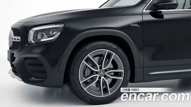 Mercedes-Benz GLB 2025 thumb 5
