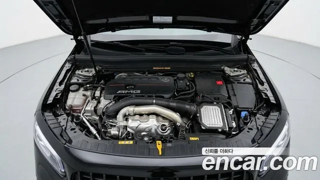 Mercedes-Benz GLB 2025 thumb 6