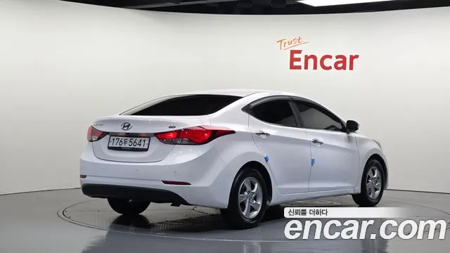 Hyundai Avante 2015 thumb 2