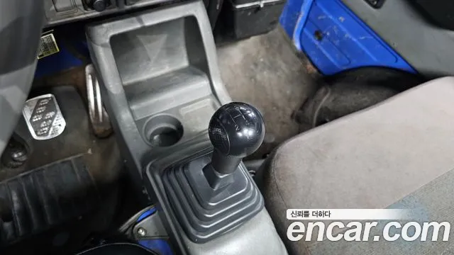 ChevroletGMDaewoo labo 2011 thumb 9