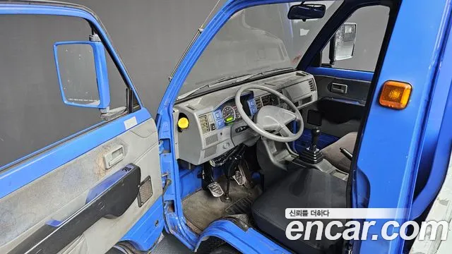 ChevroletGMDaewoo labo 2011 thumb 10