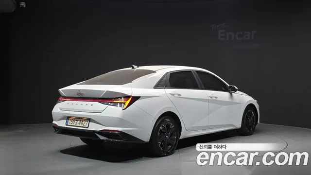 Hyundai Avante 2022 thumb 2
