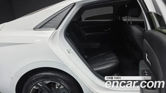 Hyundai Avante 2022 thumb 12