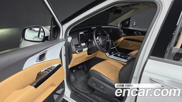 Kia Carnival 2023 thumb 10