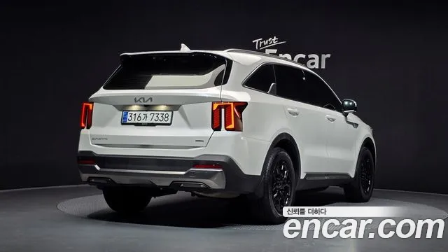 Kia Sorento 2023 thumb 2