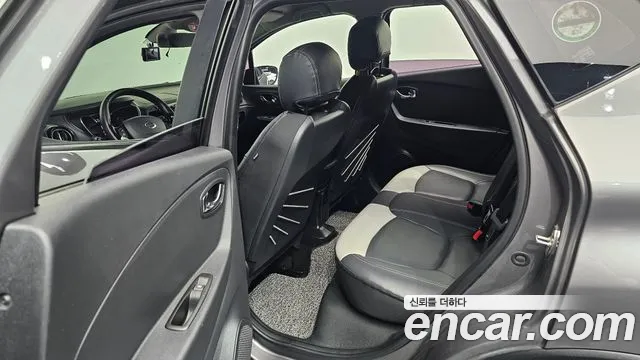 Renault-KoreaSamsung Captur 2016 thumb 11
