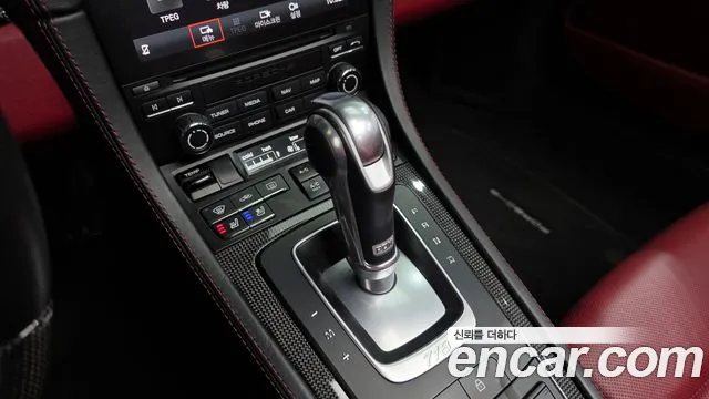 Porsche Cayman 2021 thumb 9