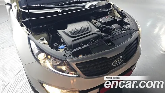 Kia Sportage 2011 thumb 6