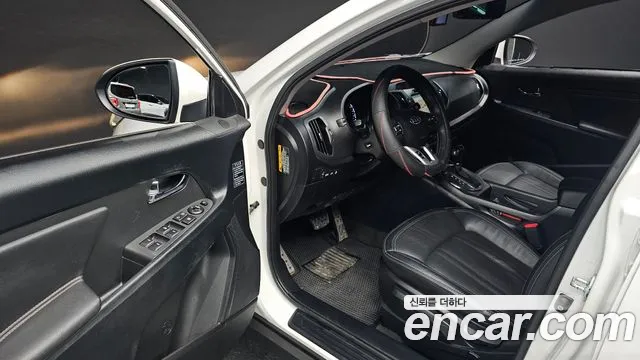 Kia Sportage 2011 thumb 10