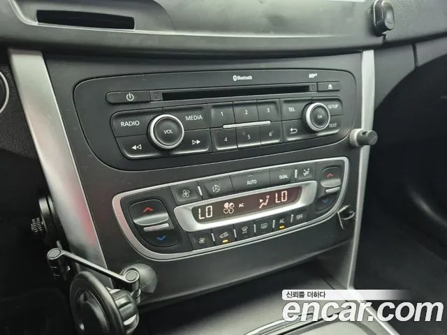 Renault-KoreaSamsung SM5 2015 thumb 10