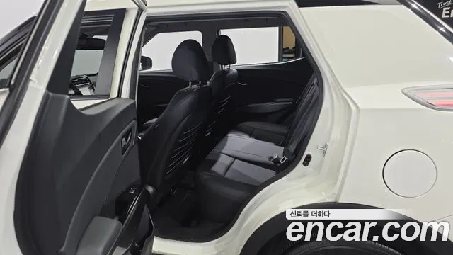 KG_Mobility_Ssangyong TIBOLI 2021 thumb 11