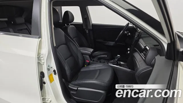 KG_Mobility_Ssangyong TIBOLI 2021 thumb 12