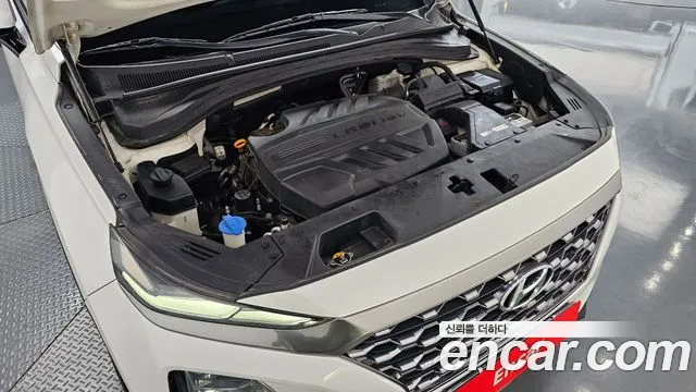 Hyundai Santa Fe 2018 thumb 6