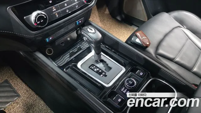 KG_Mobility_Ssangyong Rexton 2019 thumb 8