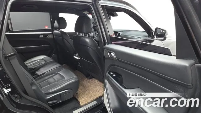 KG_Mobility_Ssangyong Rexton 2019 thumb 10