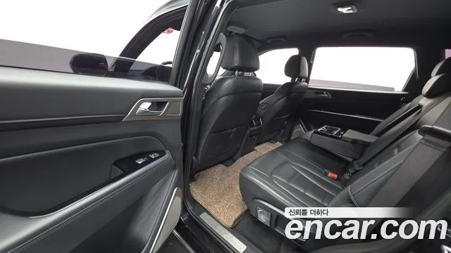 KG_Mobility_Ssangyong Rexton 2019 thumb 11