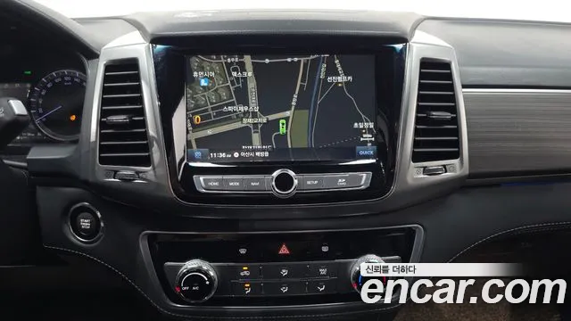 KG_Mobility_Ssangyong Rexton 2019 thumb 12