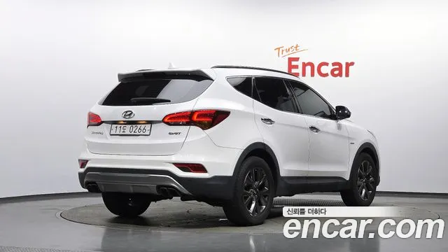 Hyundai Santa Fe 2016 thumb 2