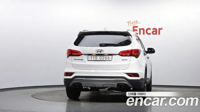 Hyundai Santa Fe 2016 thumb 4