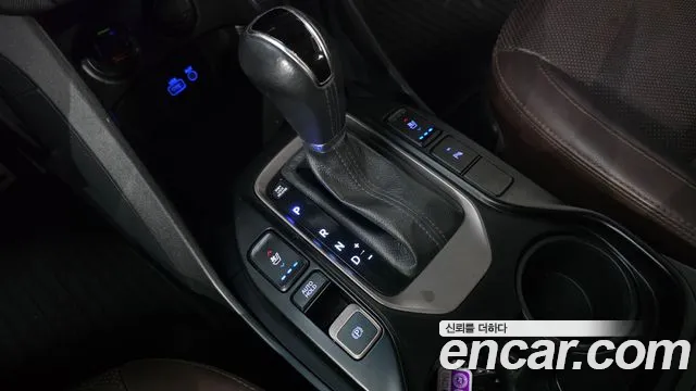 Hyundai Santa Fe 2016 thumb 9